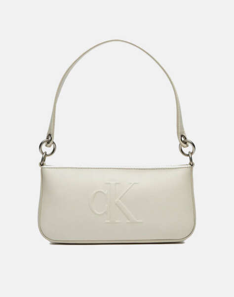 CALVIN KLEIN SCULPTED SHOULDER POUCH25 DEBOSS (Dimensions: 25 x 13 x 4 cm.)