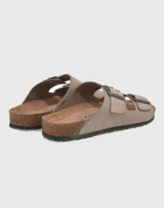 FLY SOFT FLATS