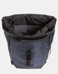 EASTPAK TECUM ROLL (Διαστάσεις: 30 x 18 x 40 εκ)