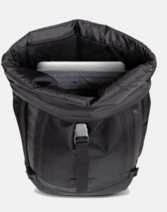 EASTPAK TECUM ROLL (Dimensions: 30 x 18 x 40 cm)