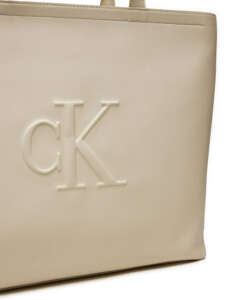 CALVIN KLEIN SCULPTED SLIM TOTE34 DEBOSS (Διαστάσεις: 42 x 33 x 10 εκ.)