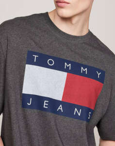 TOMMY JEANS TJM RLX MELANGE FLAG TEE