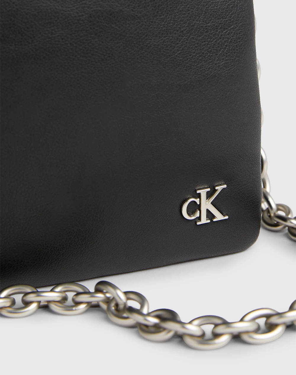 CALVIN KLEIN MICRO MONO CAMERA POUCH24 PU (Dimensions: 15.5 x 24 x 9 cm)