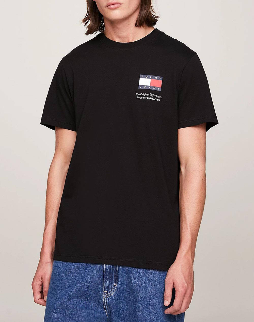 TOMMY JEANS TJM ESSENTIAL FLAG TEE EXT