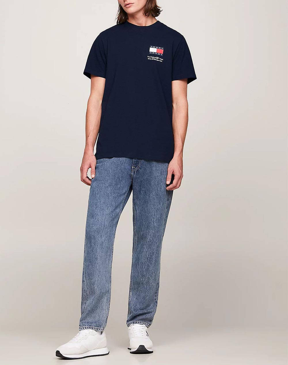 TOMMY JEANS TJM ESSENTIAL FLAG TEE EXT