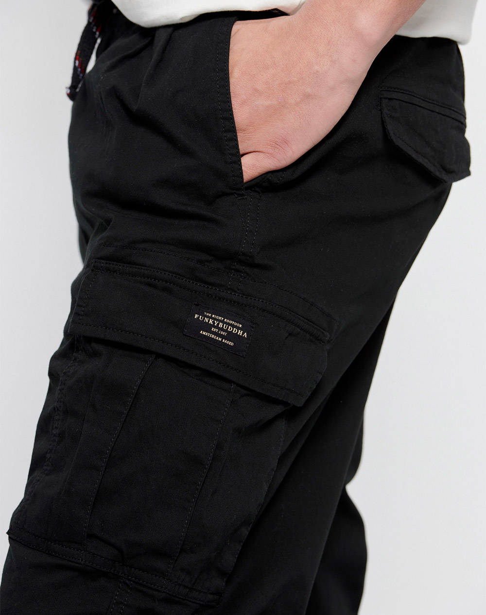 Comfort fit cargo pants