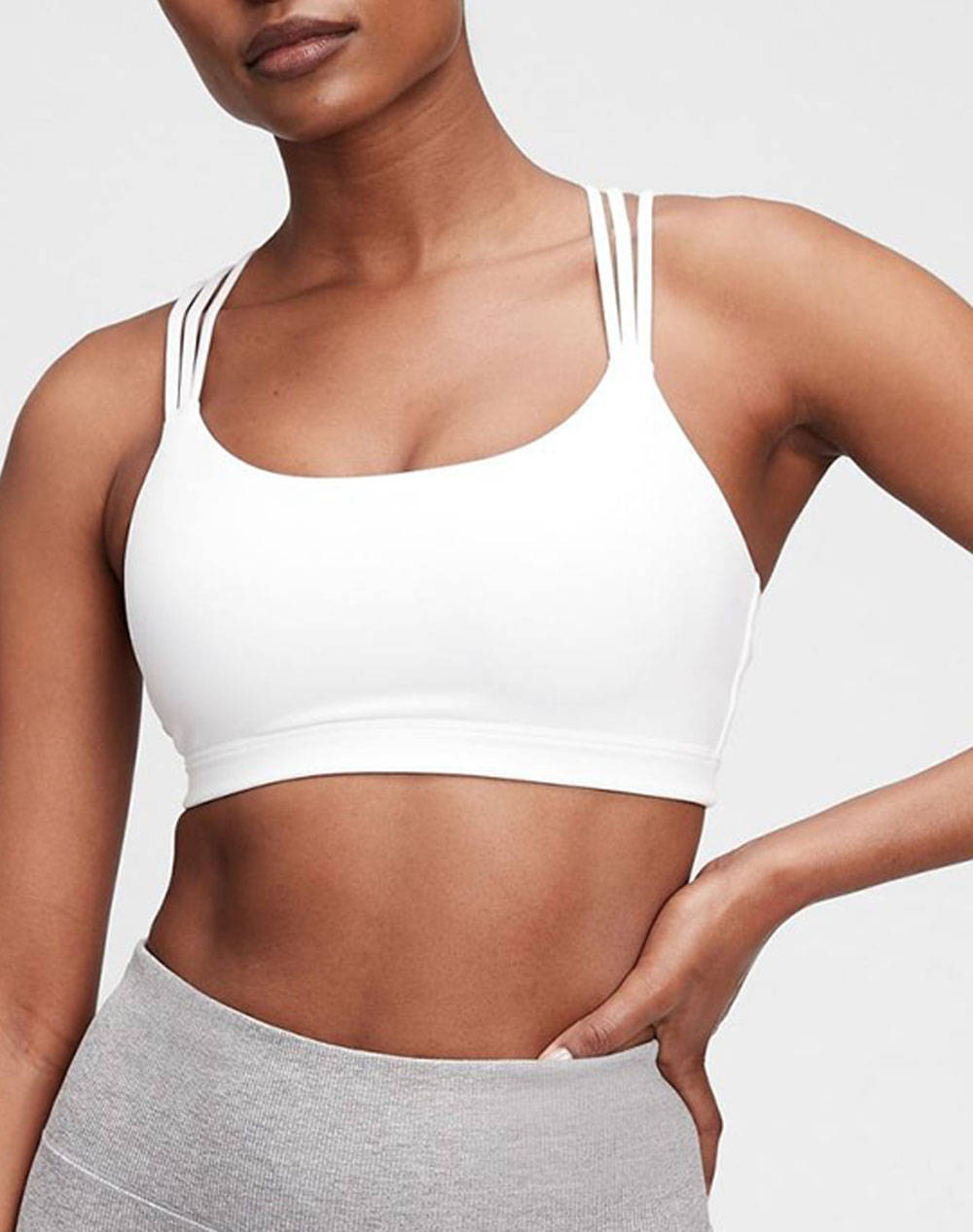 GAP Άσπρο GapFit Eclipse Medium Support Strappy Σπορ Σουτιέν