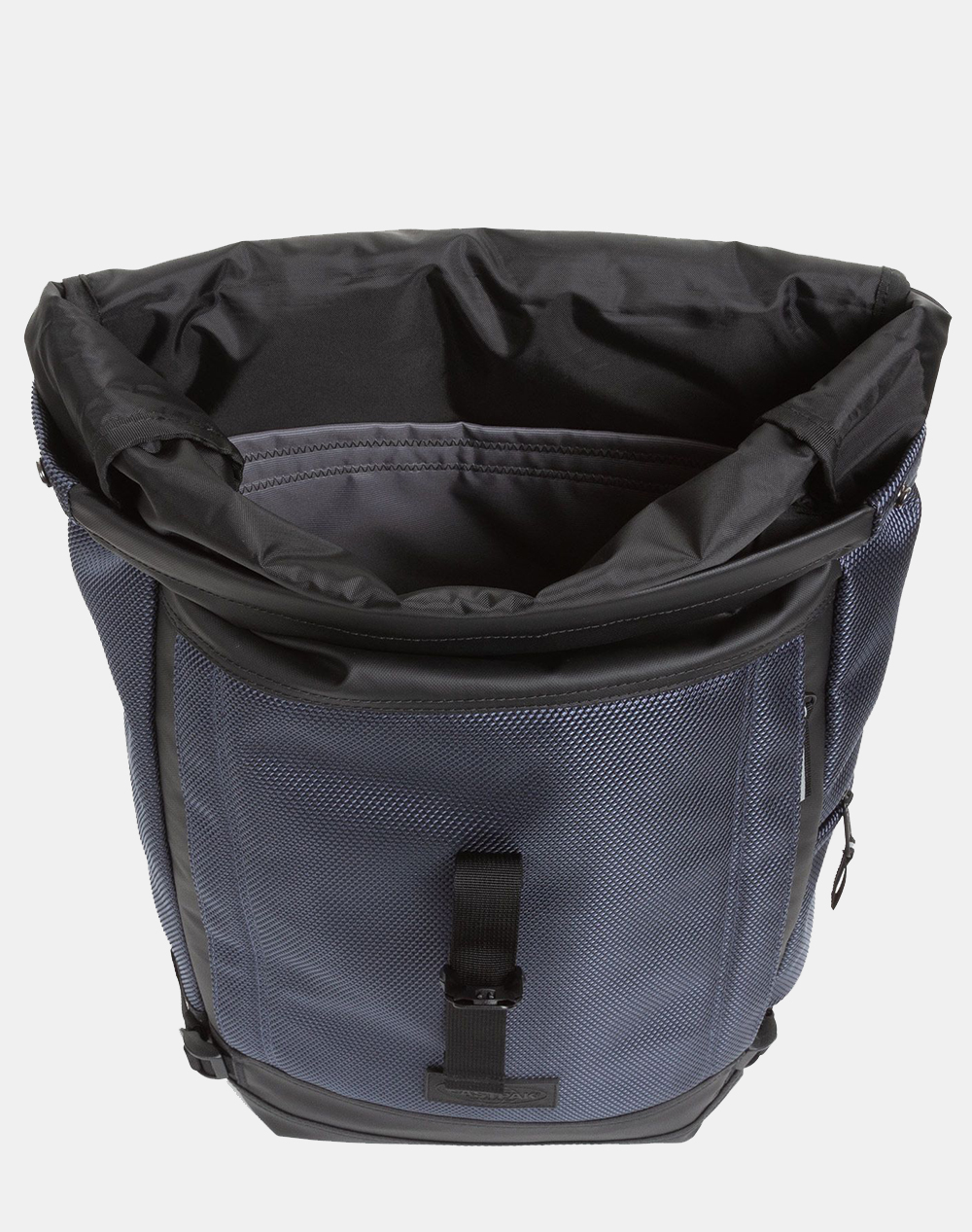 EASTPAK TECUM ROLL (Dimensions: 30 x 18 x 40 cm)