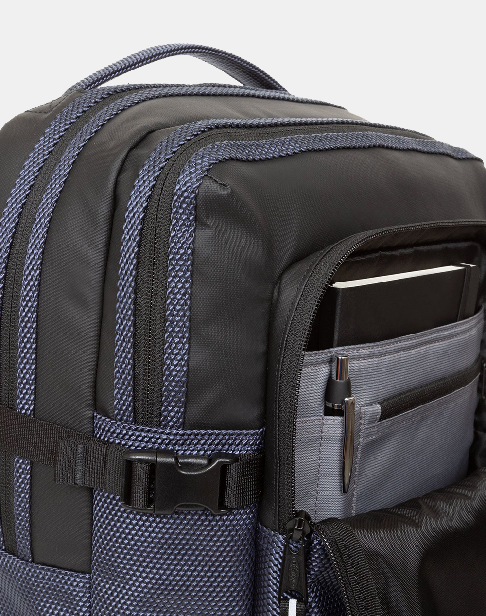 EASTPAK Tecum L (Dimensions: 48 x 33.5 x 21 cm)