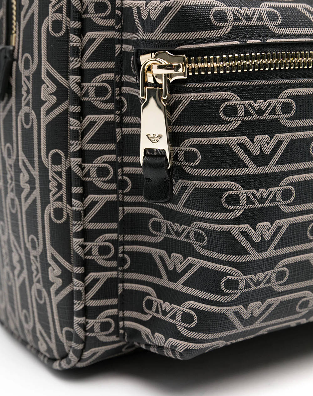 EMPORIO ARMANI BACKPACK (Dimensions: 16.5 x 20 x 9 cm.)