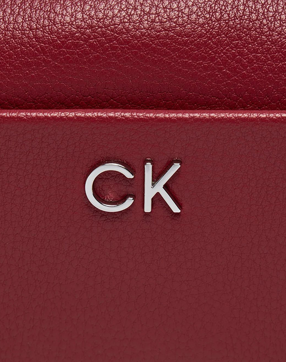 CALVIN KLEIN CK DAILY CAMERA BAG PEBBLE (Dimensions: 18 x 12 x 7.5 cm.)