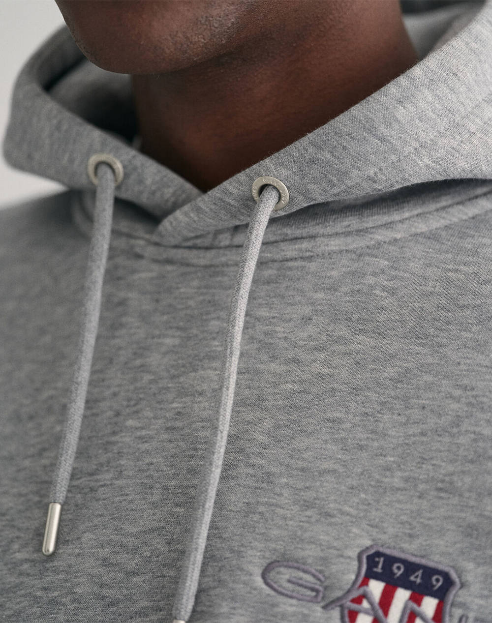 GANT LS REG MEDIUM ARCHIVE SHIELD HOODIE