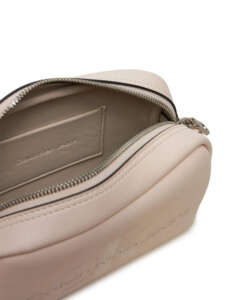 CALVIN KLEIN SCULPTED CAMERA BAG18 MONO (Dimensions: 13 x 18 x 7 cm.)