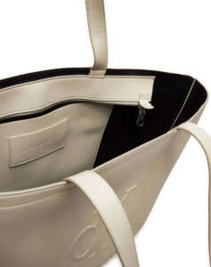 CALVIN KLEIN SCULPTED SLIM TOTE34 DEBOSS (Διαστάσεις: 42 x 33 x 10 εκ.)